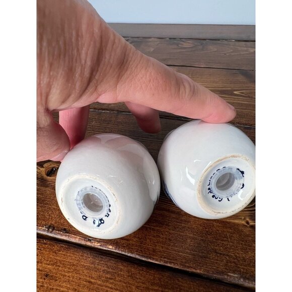 Vintage salt and pepper shakers Dutch boy stick horse kite flying - Picture 4 of 11